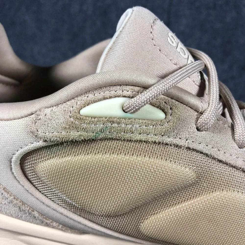 Adidas Ozweego Shoes Women's Size 11 Beige HP2692 Chunky Runner Athletic Sneaker